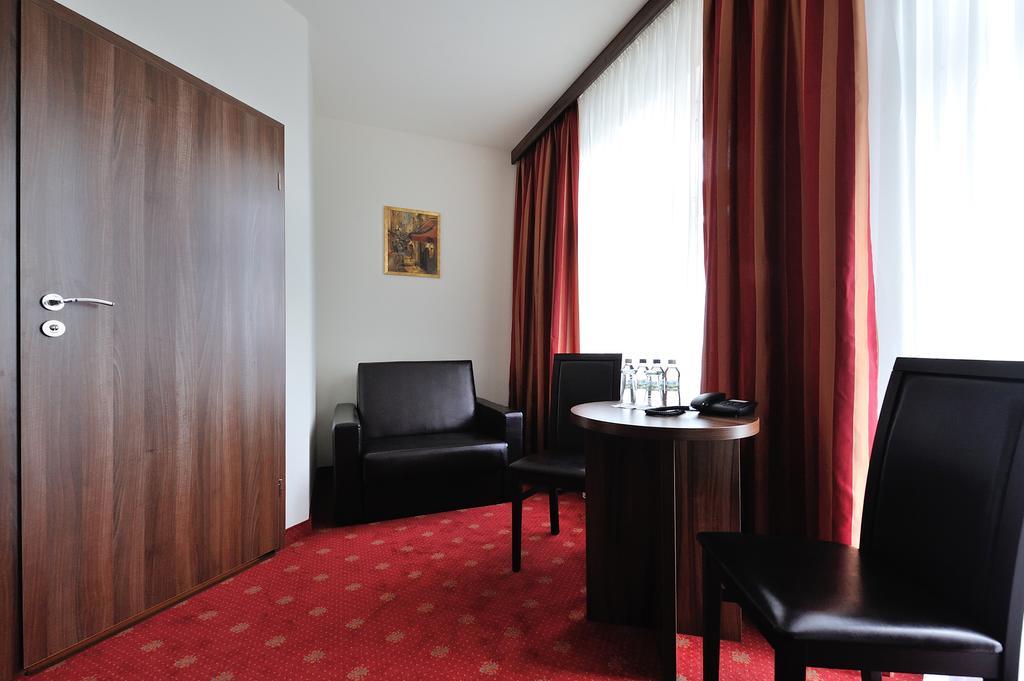 Hotel Centrum Sosnowiec Cameră foto
