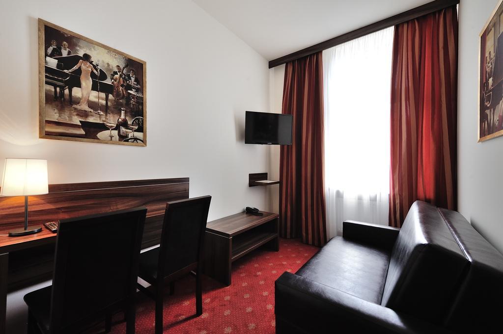 Hotel Centrum Sosnowiec Cameră foto