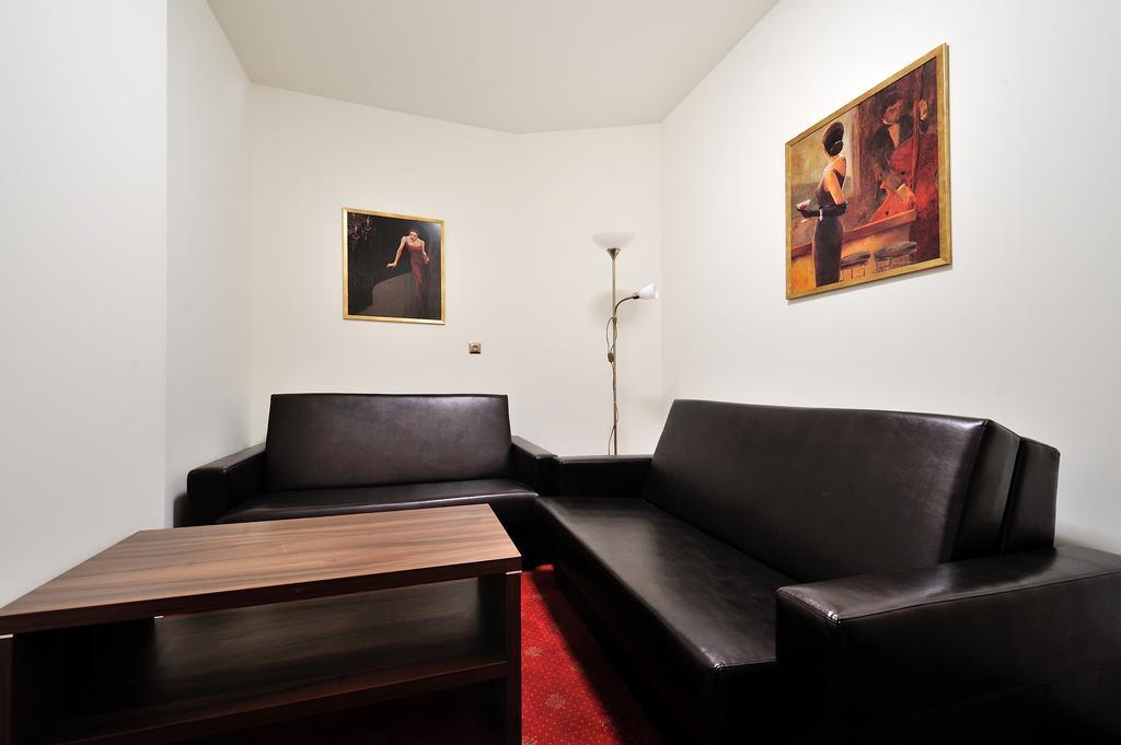 Hotel Centrum Sosnowiec Cameră foto